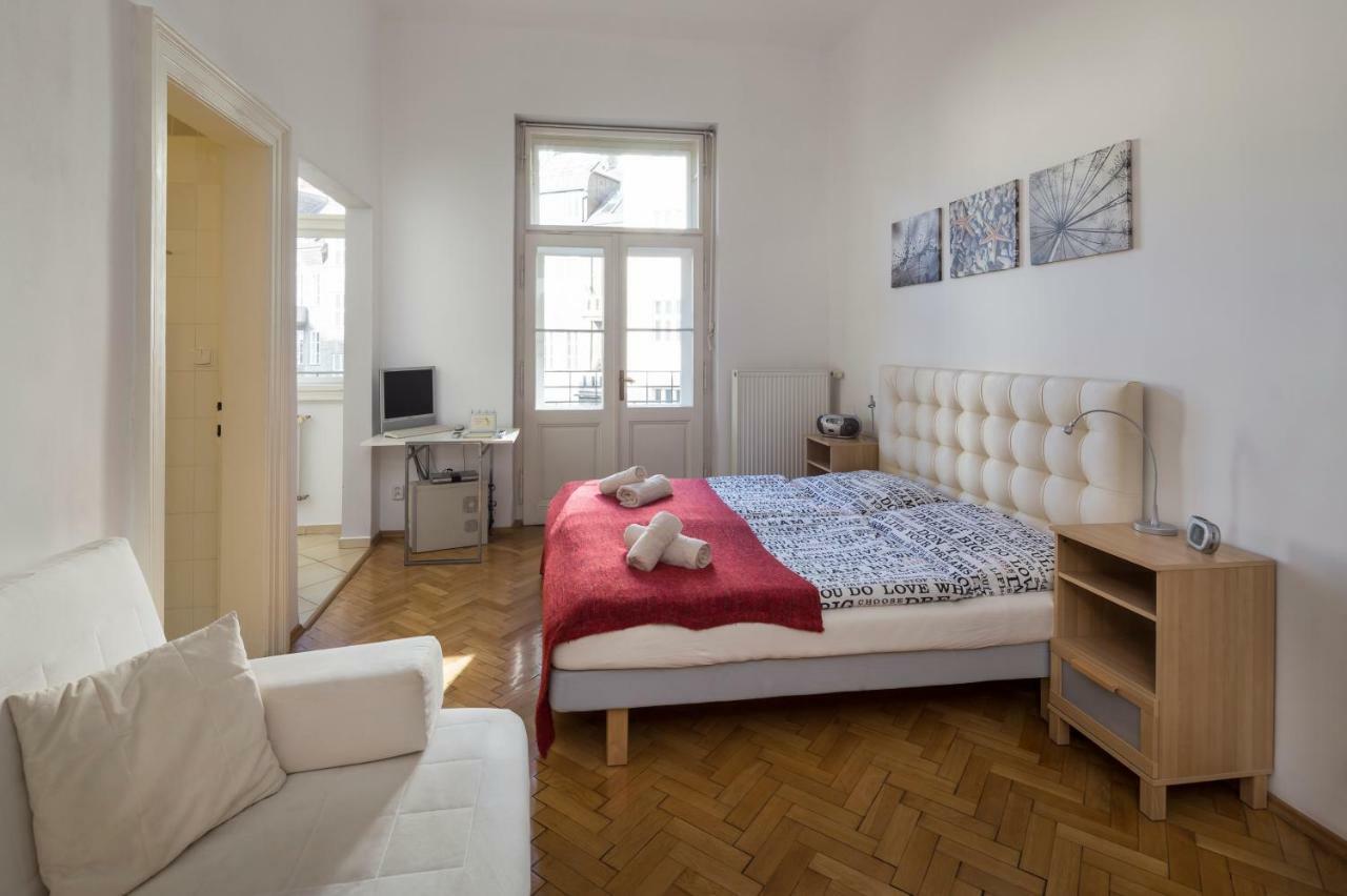 Dusni Apartments Praga Zewnętrze zdjęcie